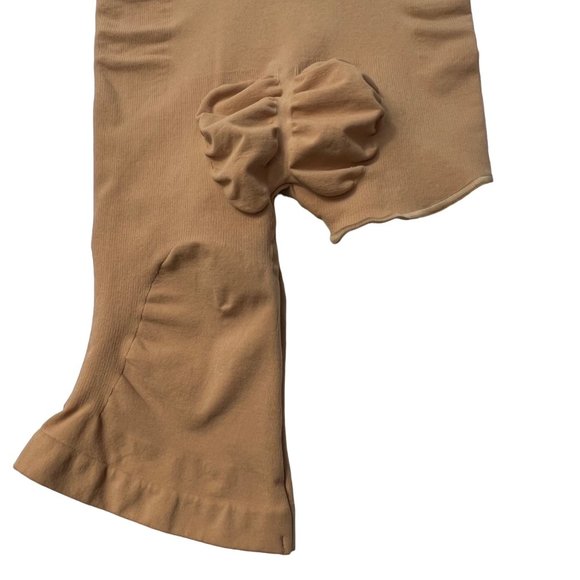 SKIMS Solution Short #2 NEW Shapewear Right Leg Exposed Ochre 2X/3X - Picture 9 of 14